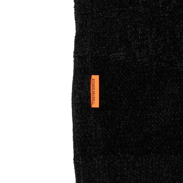 Chenille Knit Caution Logo Cardigan 詳細画像 Black 2