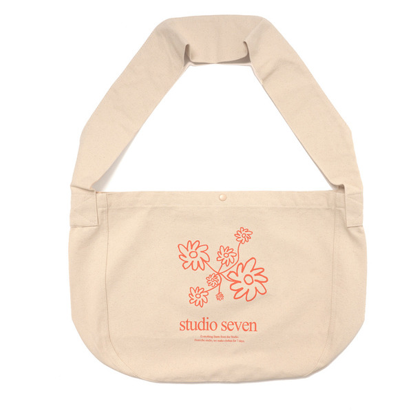 Handdrawing Flower Newspaper Bag 詳細画像 Ivory 1