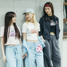 Girls&sup2; x STUDIO SEVEN Roger Face Pouch 詳細画像